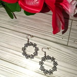 Daisy hoop earrings with rhinestone fishhook earrings